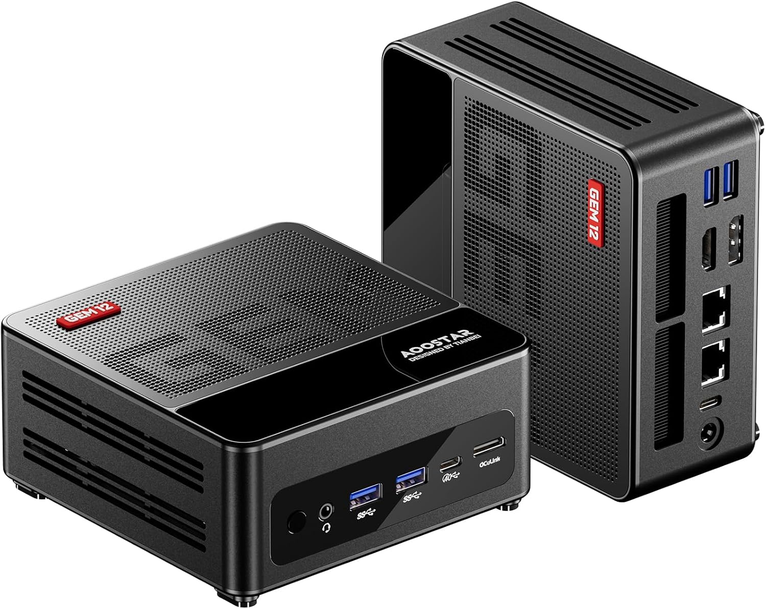 Fotografía técnica oficial de AOOSTAR GEM12 MAX Mini PC con AMD Ryzen 7 8745HS (OCuLink 64Gbps, 24GB DDR5, Triple NVMe) - Vista frontal con fondo neutro