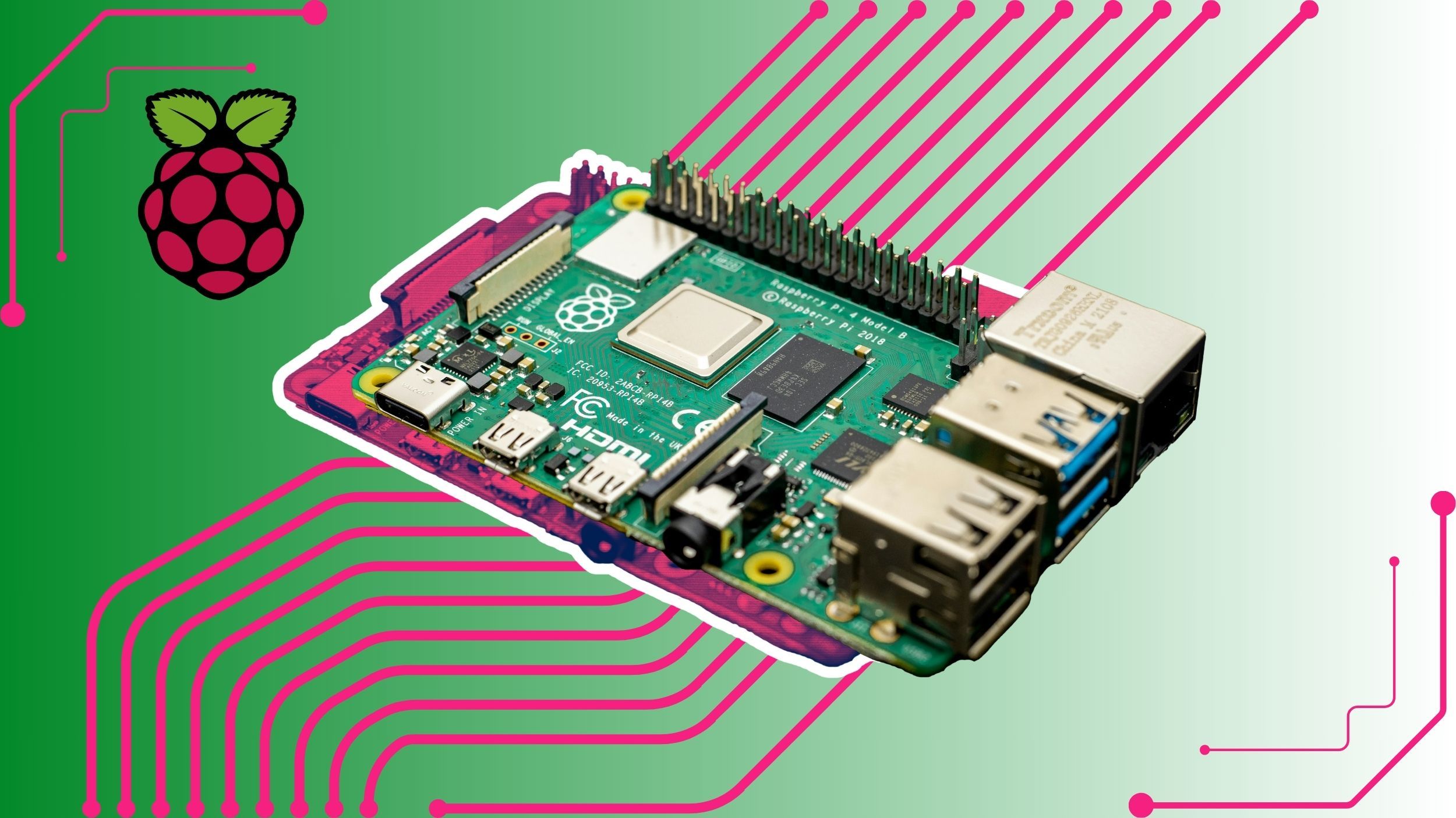 Fotografía técnica oficial de Raspberry Pi 5 Placa Base 8GB RAM (Broadcom BCM2712 Quad-Core 2.4GHz, Ranura PCIe 2.0) - Vista frontal con fondo neutro